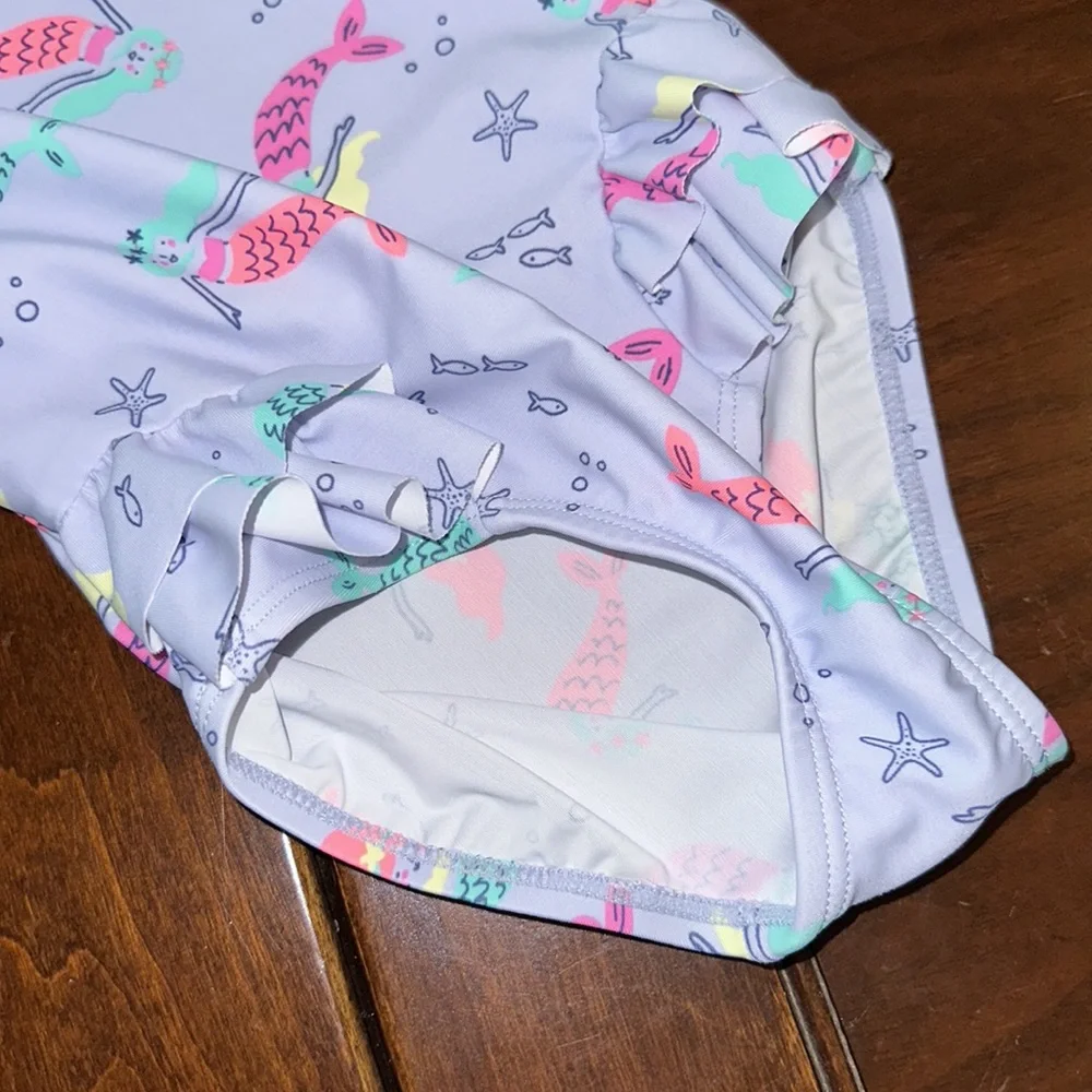 OshKosh Racerback swimsuit - Picture 3 of 4